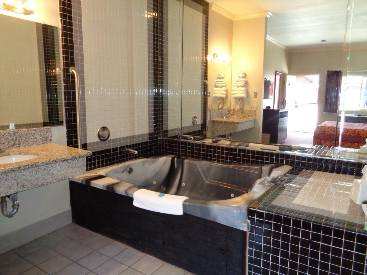 Long Beach Luxury Inn Extérieur photo