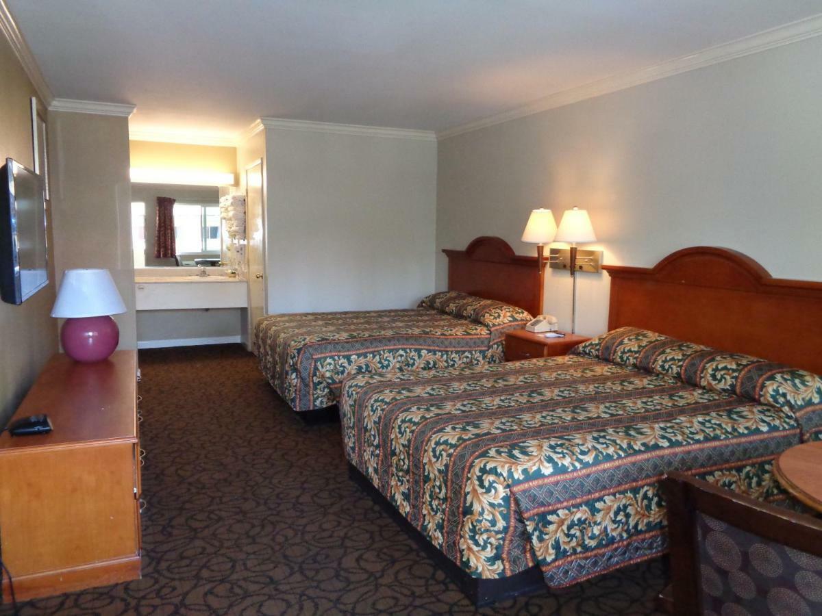 Long Beach Luxury Inn Extérieur photo